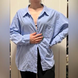 Blue linen oversize buttondown